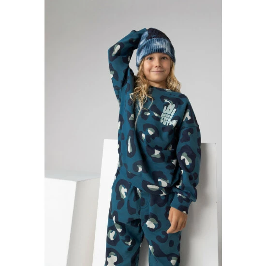 unnamed-file-10.jpg F&F FW Bridge Blue Leopard Sweat And Jogger Set -F&F Shop unnamed file 10