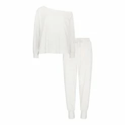 F&F Grey Mrs Hinch Towelling Lounge Set -F&F Shop unnamed file 1406