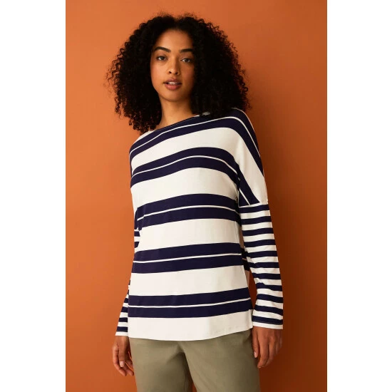 unnamed-file-1932.jpg F&F White Stripe Long Sleeve Scoop Neck T-Shirt -F&F Shop unnamed file 1932