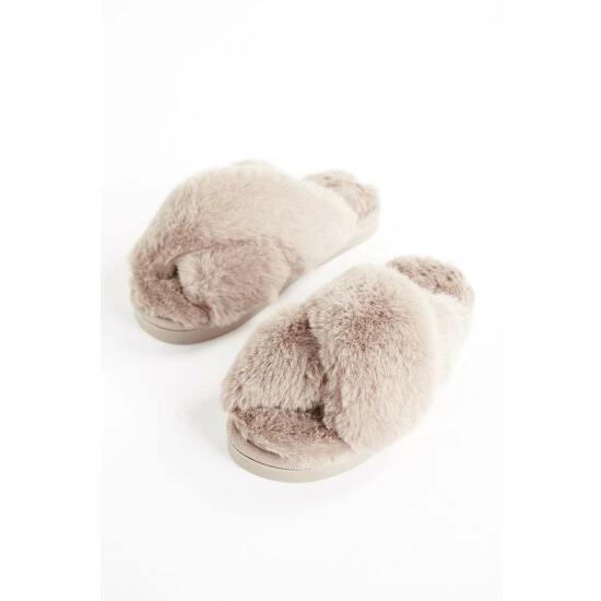 unnamed-file-2725.jpg F&F Brown Faux Fur Crossover Chunky Slippers -F&F Shop unnamed file 2725