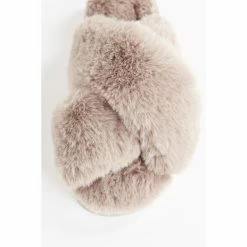 F&F Brown Faux Fur Crossover Chunky Slippers 4 F&F Brown Faux Fur Crossover Chunky Slippers -F&F Shop unnamed file 2726