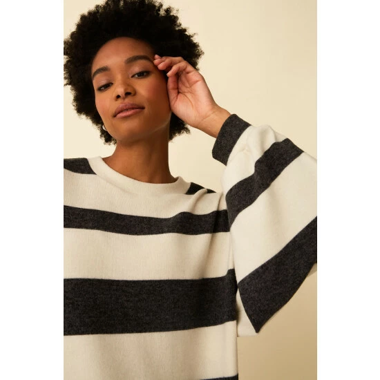 unnamed-file-2899.jpg F&F Cosy Mono Stripe Balloon Sleeve Black Top -F&F Shop unnamed file 2899