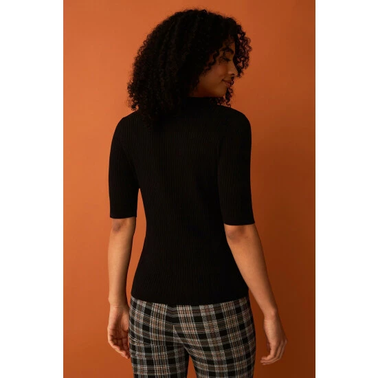 unnamed-file-3019.jpg F&F Trophy Collar Black Jumper -F&F Shop unnamed file 3019