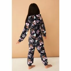 F&F Shop -F&F Shop unnamed file 3209