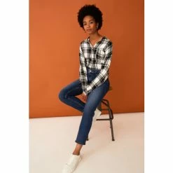 F&F Push Up Blue Mom Jeans 4 F&F Push Up Blue Mom Jeans -F&F Shop unnamed file 800