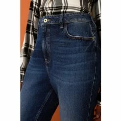 F&F Push Up Blue Mom Jeans 5 F&F Push Up Blue Mom Jeans -F&F Shop unnamed file 801