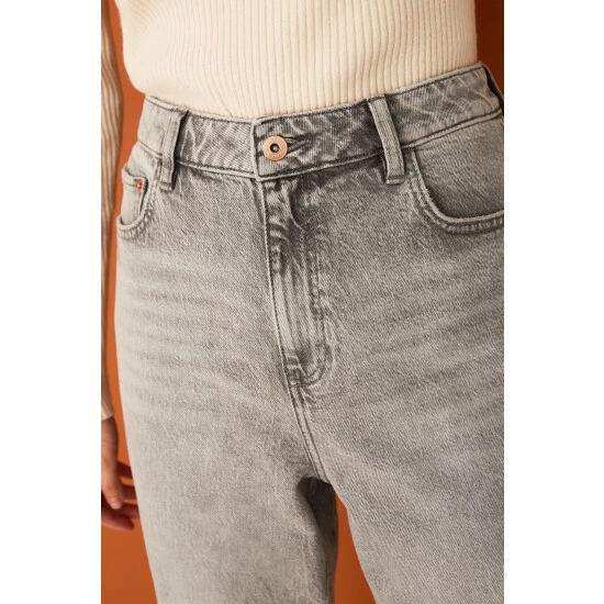 F&F Grey Mom Ripped Jeans 6 F&F Grey Mom Ripped Jeans - Image 4