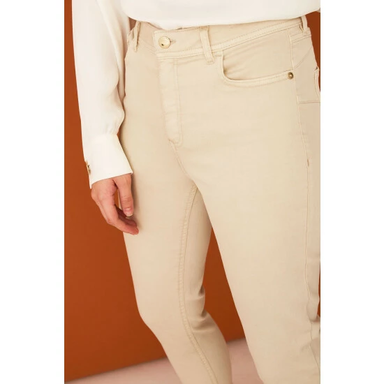 unnamed-file-944.jpg F&F Cream Push Up Skinny Jeans -F&F Shop unnamed file 944